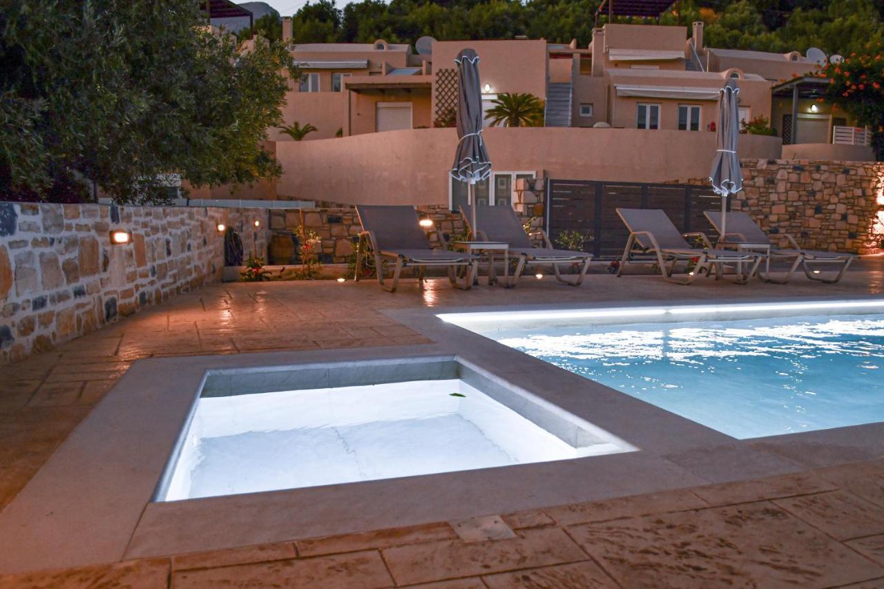 Paul'S Villa Плакиас Экстерьер фото
